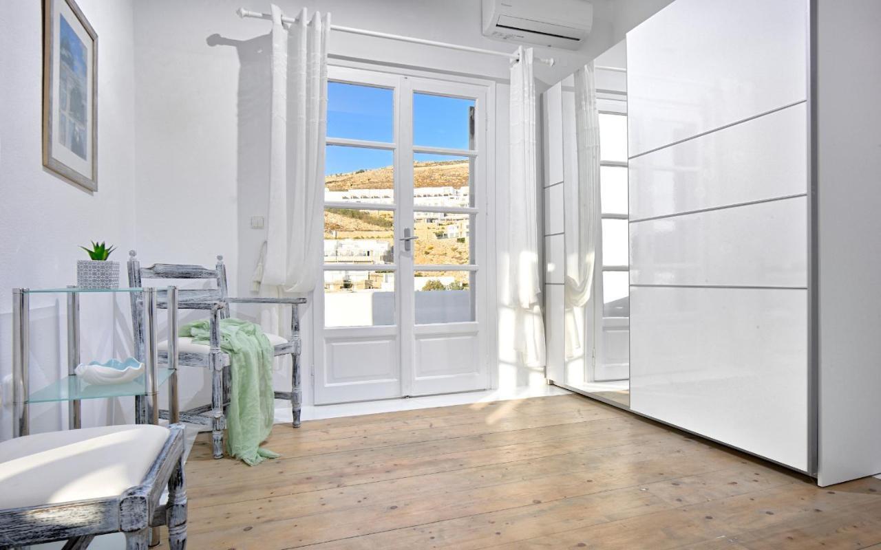 Elia  Luxurious Villa Ostria מראה חיצוני תמונה